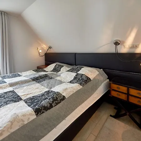 Kapitaens Hus - Haushaelfte 2 